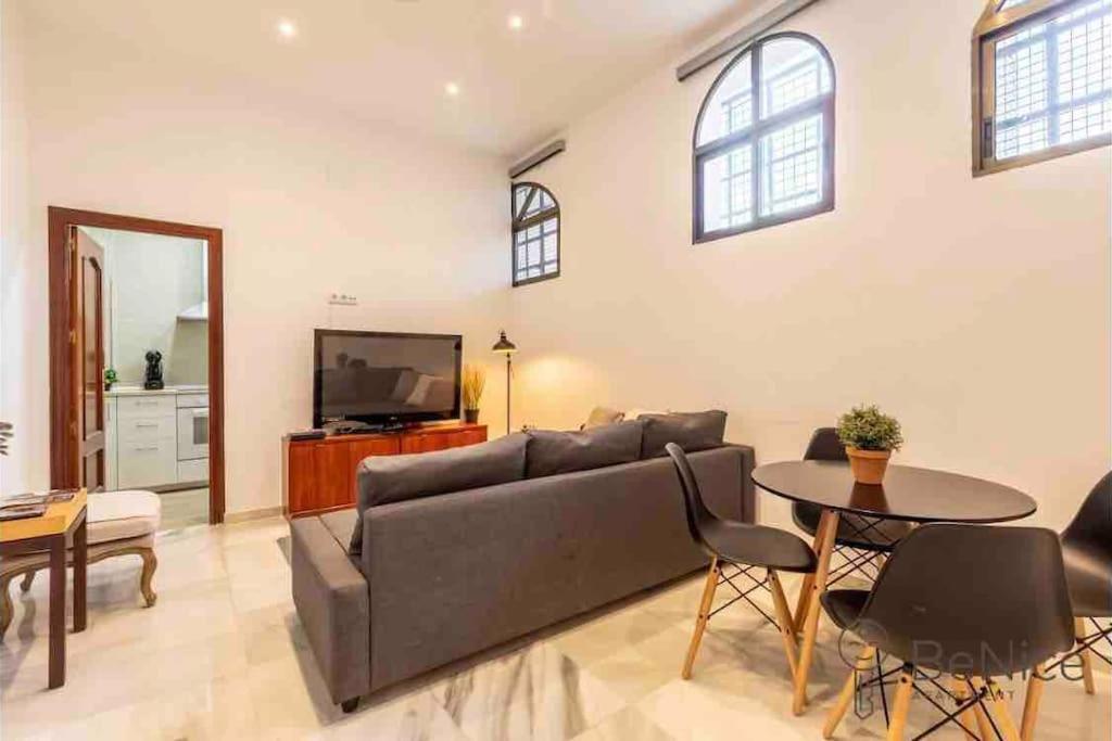 Luxury Apartamento Sevilla Centro -Triana Екстер'єр фото