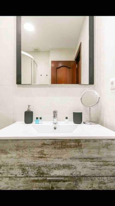 Luxury Apartamento Sevilla Centro -Triana Екстер'єр фото